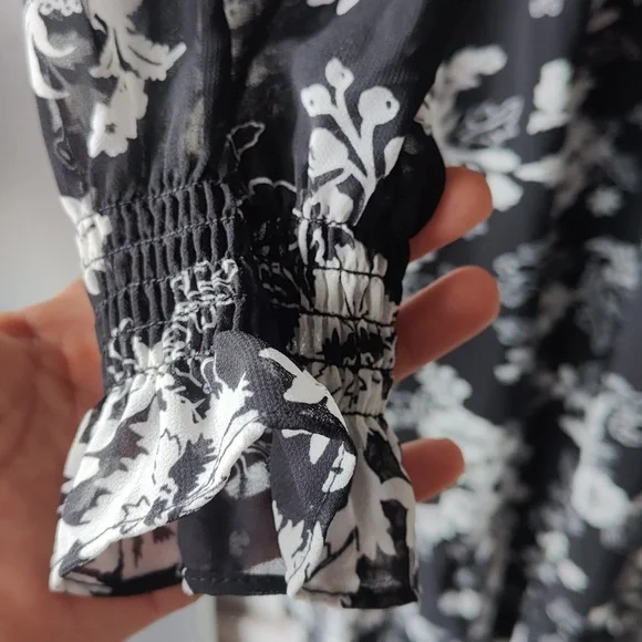 Isabel Maternity Black and White Floral Long Sleeve Dress NWT Size S Sheer Lined - Picture 6 of 9